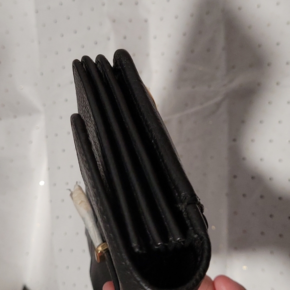 Vince Camuto Black Leather Bifold Accordian Organizer Cash Wallet - Picture 3 of 10